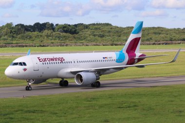 Eurowings Airbus A320 uçak Hamburg airport