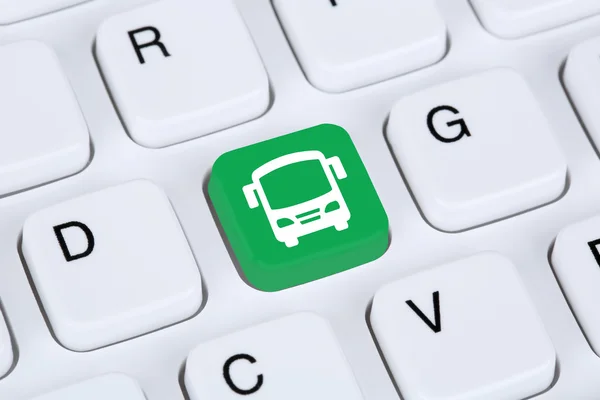 Reserve um ônibus ou ônibus viagem viagem on-line internet reserva computador — Fotografia de Stock