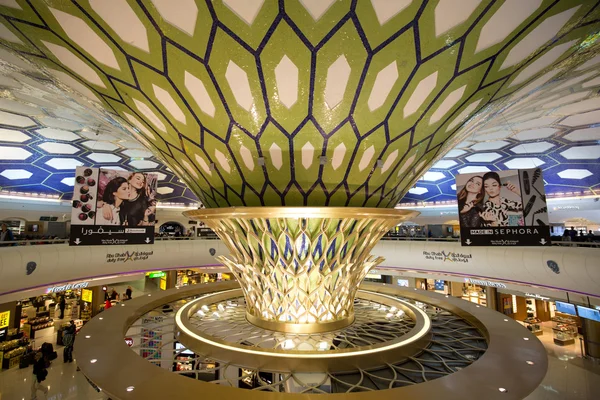 Terminal Abu Dhabi International Airport — стокове фото