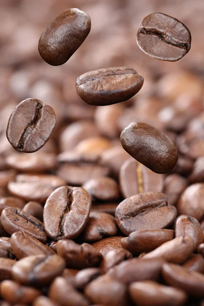 飞行的咖啡豆 — 图库照片