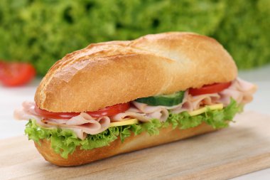 Alt Şarküteri sandviç baget ile jambon