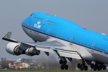 KLM Royal Dutch Havayolları Boeing 747-400 uçak Amsterdam Schip