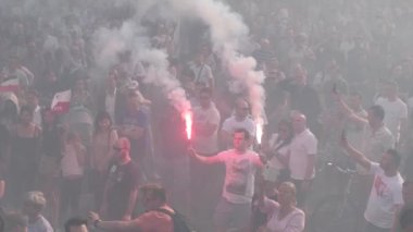 POLAND, WARsaw - 1 Ağustos 2019: Polonya Saati W