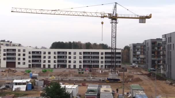 Travailleurs sur chantier et asphalte — Video