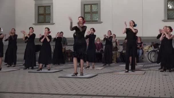 Flamenco woman dancers dance by drummer beat rhythm 4K — Stock Video