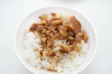 Tayvan 'ın ünlü yemeği, haşlanmış domuz pirinci. Tayvan Lezzetleri, Tayvan Sokak Yemekleri