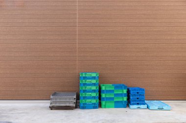 Sokak duvarı arka planı, endüstriyel arka plan, depo tuğla duvarlı boş Grunge şehir sokağı