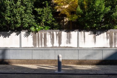 Sokak duvarı arka planı, endüstriyel arka plan, depo tuğla duvarlı boş Grunge şehir sokağı