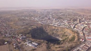Güney Afrika, Kimberly 'deki büyük deliğin havası.