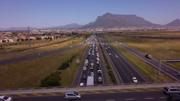高速道路の渋滞上空 — ストック動画