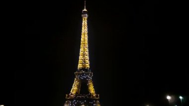 Gece Eyfel Kulesi
