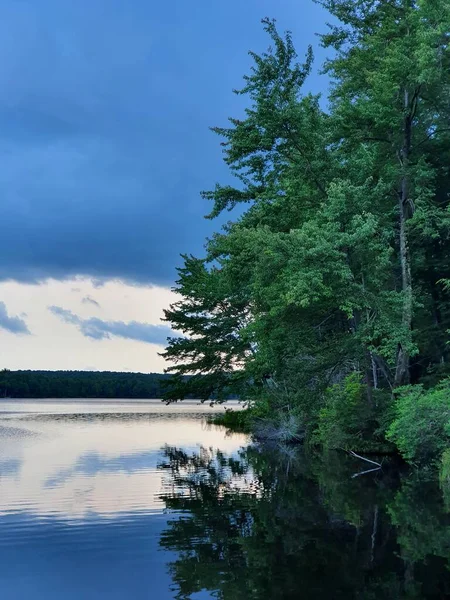 Closeup Sunset Lake Rainy Sky — Stock Photo, Image