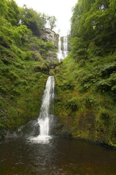 Pistyll Rhaeadr waterval — Stockfoto