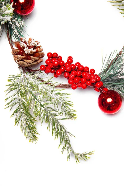 Christmas Tree Wreath White Background Spruce Branch Balls Christmas Tree — Stock Photo, Image