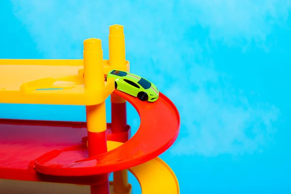 Game Small Boys Car Parking Blue Background Игра Мальчиков Пластиковые — стоковое фото
