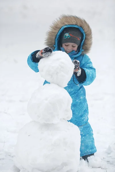 Sculpts snowman — Stock Photo, Image