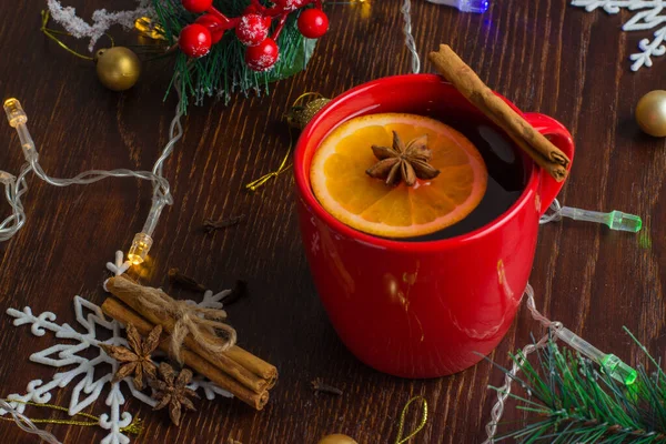 Delicious Warm Mulled Wine Cinnamon Star Anise Orange Red Cup — Stock Photo, Image