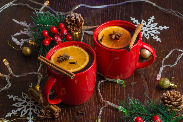 Aromatischer Heißer Und Köstlicher Glühwein Mit Orange Zimt Sternanis Und — Stockfoto