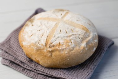 Lezzetli ve mis kokulu ev yapımı taze ekmek..