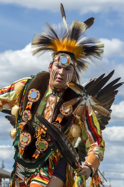 Amérindien à pow-wow cérémonial . — Photo