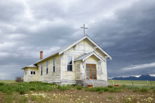 Ein Landschaftsbild Einer Alten Kirche Der Nähe Von Charlo Montana — Stockfoto