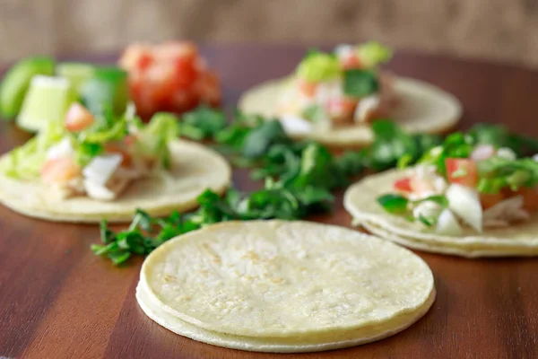 Empty Tortilla Shell Waits Ingredients Make Delicious Street Taco — Stock Photo, Image