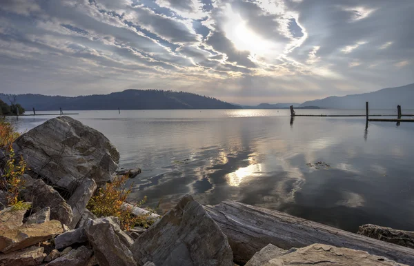 chatcolet göl manzara.