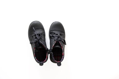  Erkekler için bağcıklı siyah sonbahar botları.