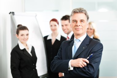 İş takım lideri Office ile