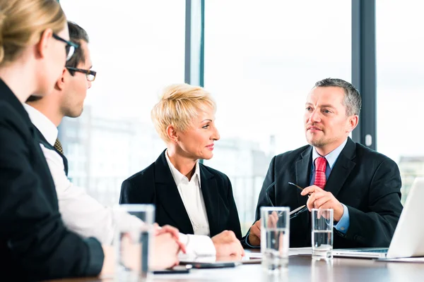 Zakelijke vergadering in functie — Stockfoto