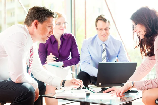 Business people having meeting in office — Stock Photo, Image