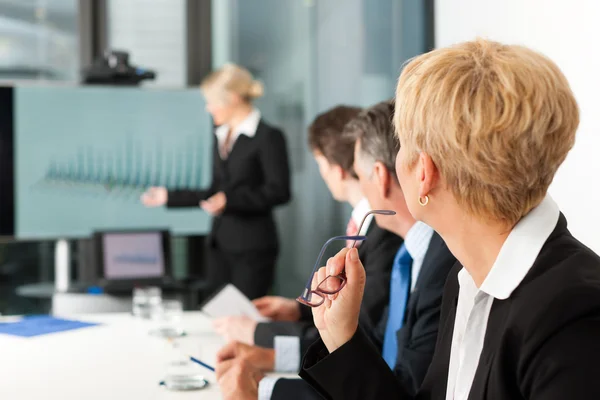 Business - presentation within a team — Stock Photo, Image