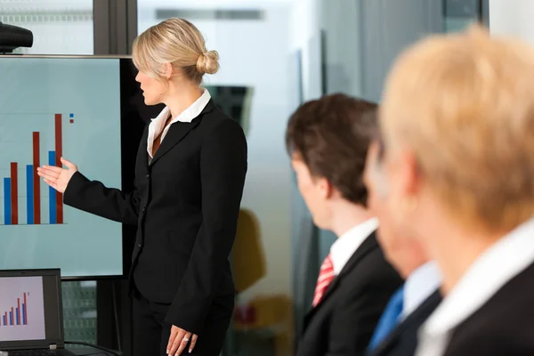 Business - presentation within a team — Stock Photo, Image