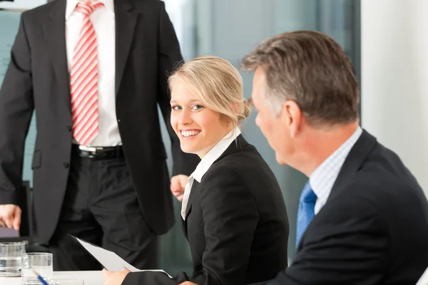 Business - presentazione in un team — Foto Stock