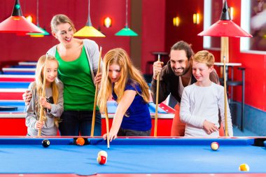 Aile iskambil Pool billiard oyunu 
