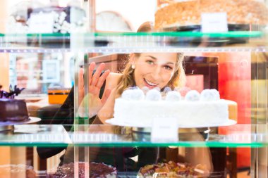 Ekmek pasta seçme Konuk