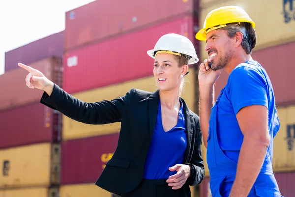 Freight shipping at container terminal of port — Φωτογραφία Αρχείου