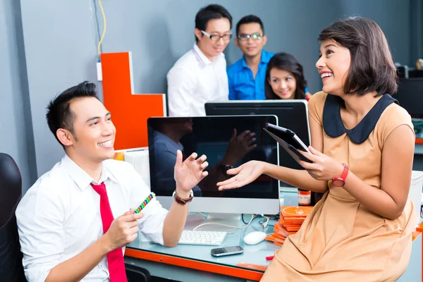 Creative Business Team Meeting in office — Stock Photo, Image