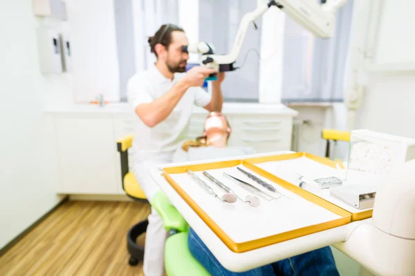 Sterile dentist tools in practice — Stock Photo, Image