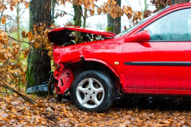 accident - car crashed into tree clipart