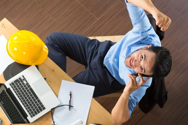 Architect working at home — Stock Photo, Image