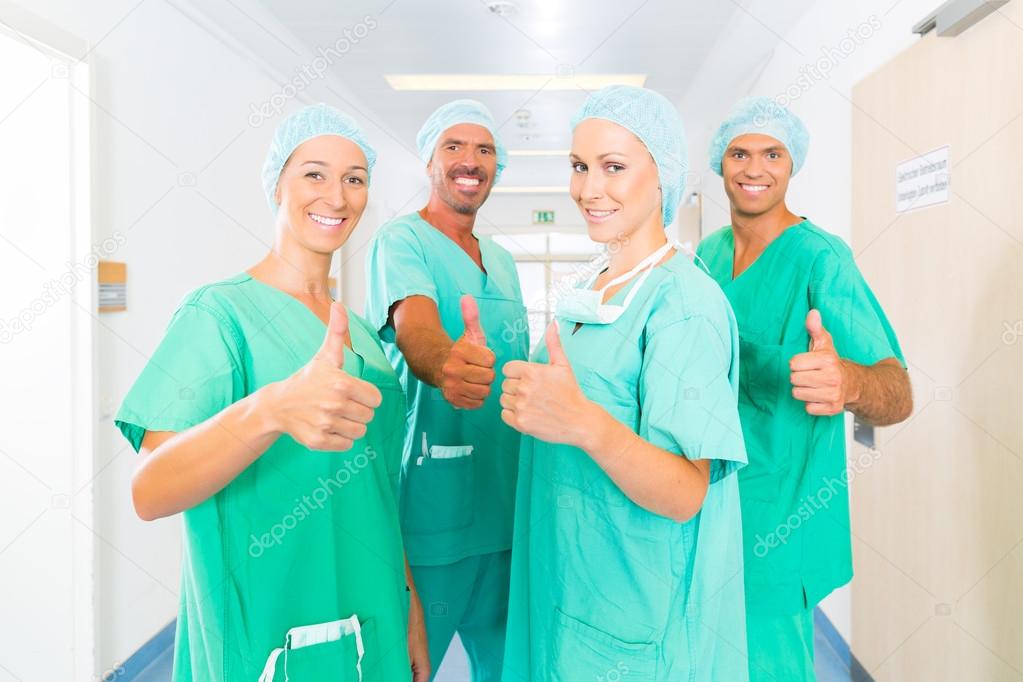 Surgeons in Hospital or clinic as team