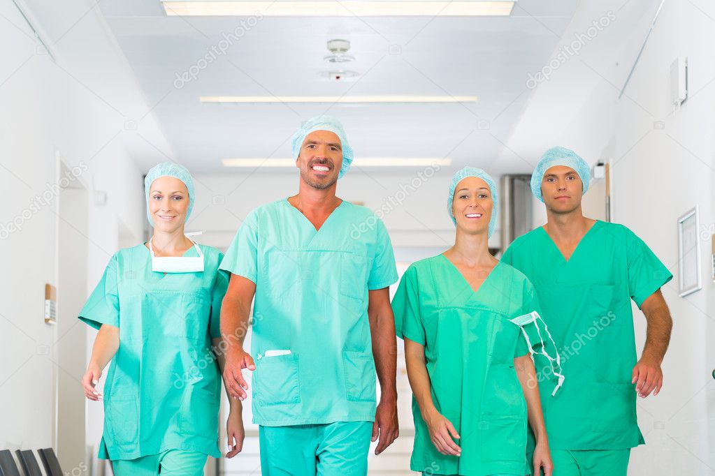 Surgeons in Hospital or clinic as team