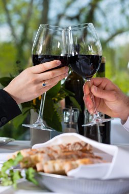 İş adamları bir öğle yemeği var