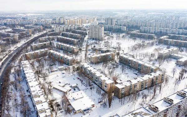 Ukrayna 'nın Kharkiv kentindeki yerleşim bölgesine kış manzarası — Stok fotoğraf