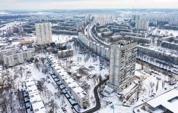 Ukrayna 'nın Kharkiv kentindeki yerleşim bölgesine kış manzarası — Stok fotoğraf