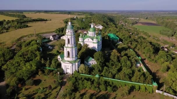 Mhar Manastırı, Ukrayna 'daki Kurtarıcı-Şekil Değiştirme Hava Görünümü — Stok video