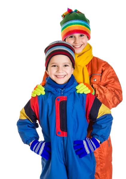 Dos niños en ropa deportiva de invierno —  Fotos de Stock