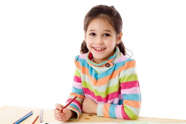 Χαμογελαστοί μικρό κορίτσι ισοπαλία με κραγιόνια — Φωτογραφία Αρχείου