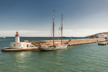 ibiza limanı ve eski gemi